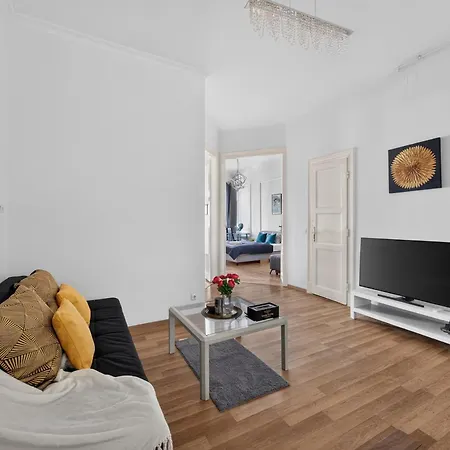 Apartment Elegant With View